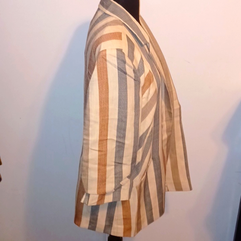 ARAS Blazer - Picture 3 of 7